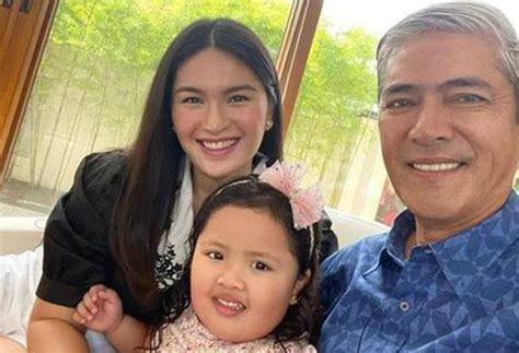 Vic Sotto life story featured in GMA TV special .